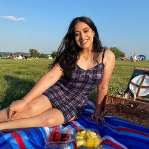 Meet your Posher, Elizabeth